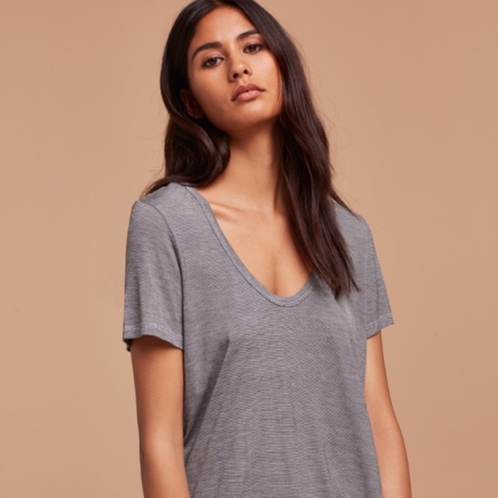 Talula Valmere T-Shirt in Black/White Small